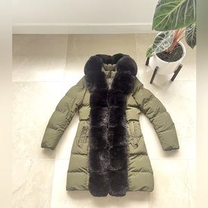 Army Green & Black Faux Fur Parka - SMALL - cinchable at waist